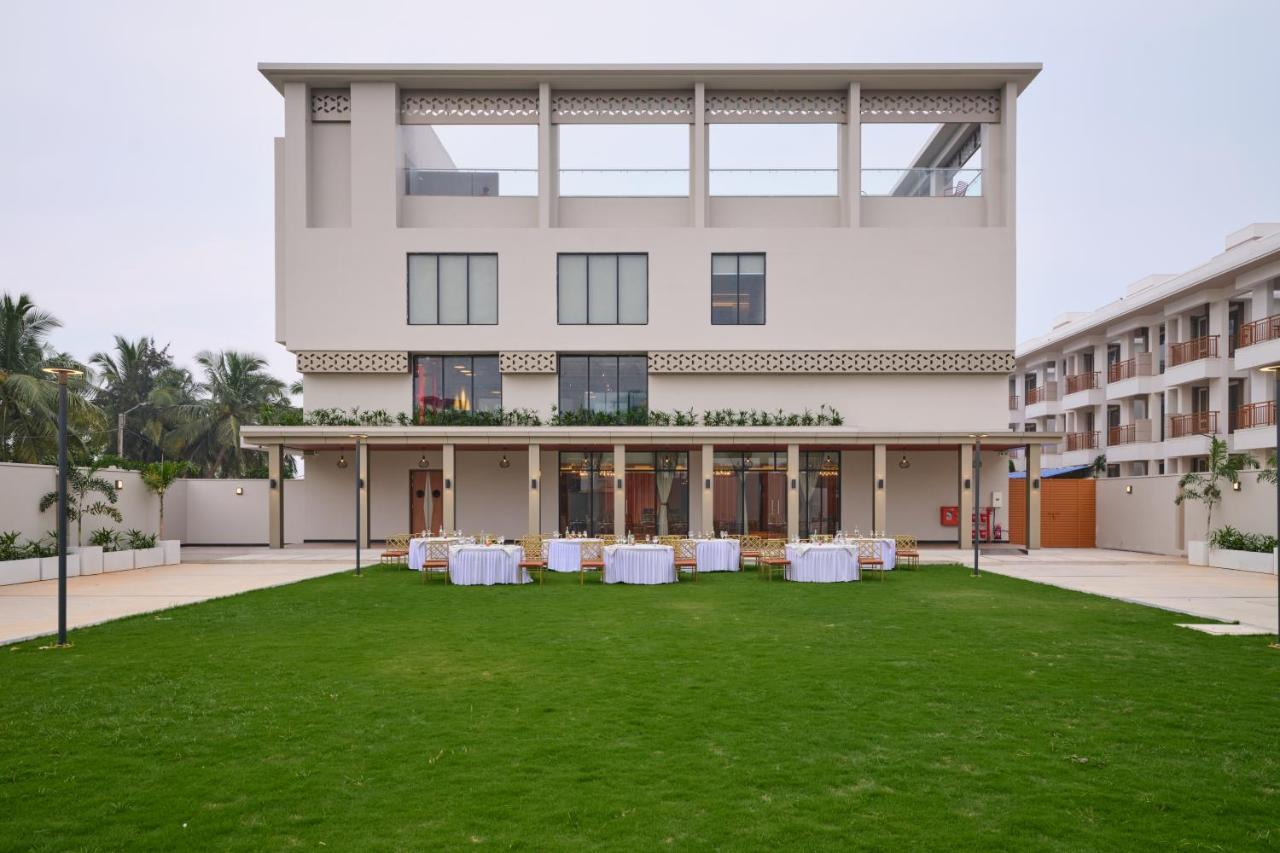 Отель Zone By The Park Gopalpur Экстерьер фото